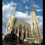Descubre la majestuosidad de la Catedral de San Esteban en Viena: una visita imprescindible en tu viaje de turismo por Austria